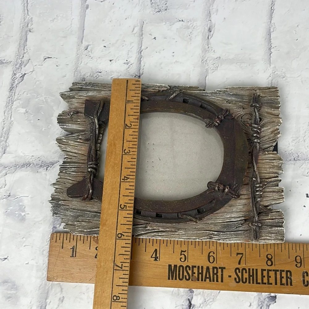 Rustic Horseshoe Picture Frame Barbed Wire Resin and Metal Back Stand Western